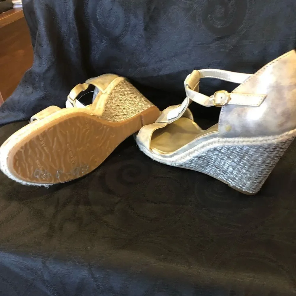 Anne Klein metallic wedges